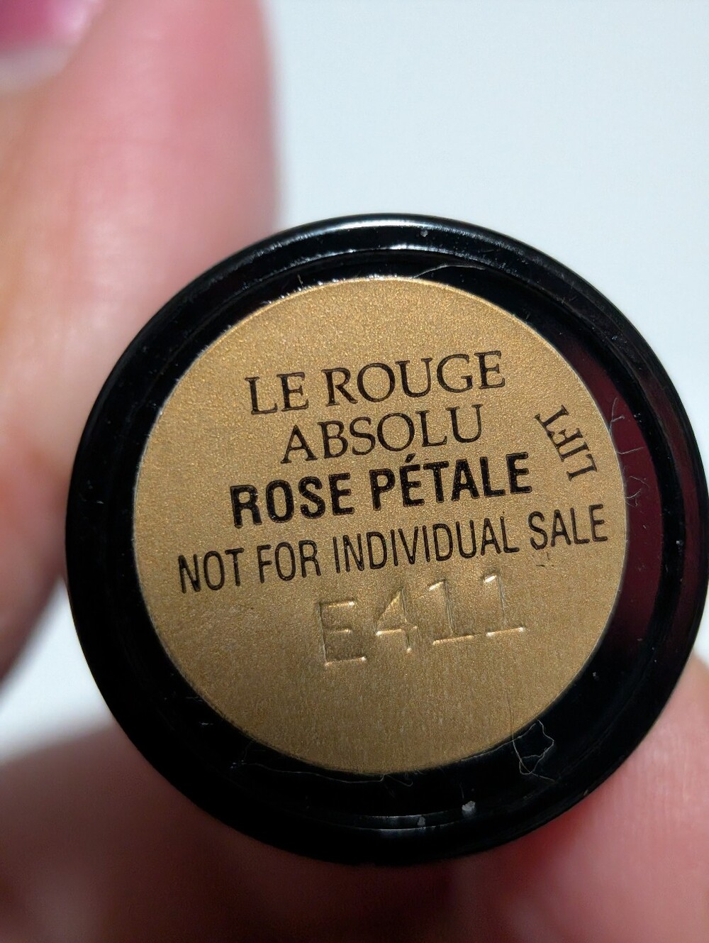 Lancome Lipstick Le Rouge Absolu Rose Petale collection. It is a standard size - Picture 4 of 5